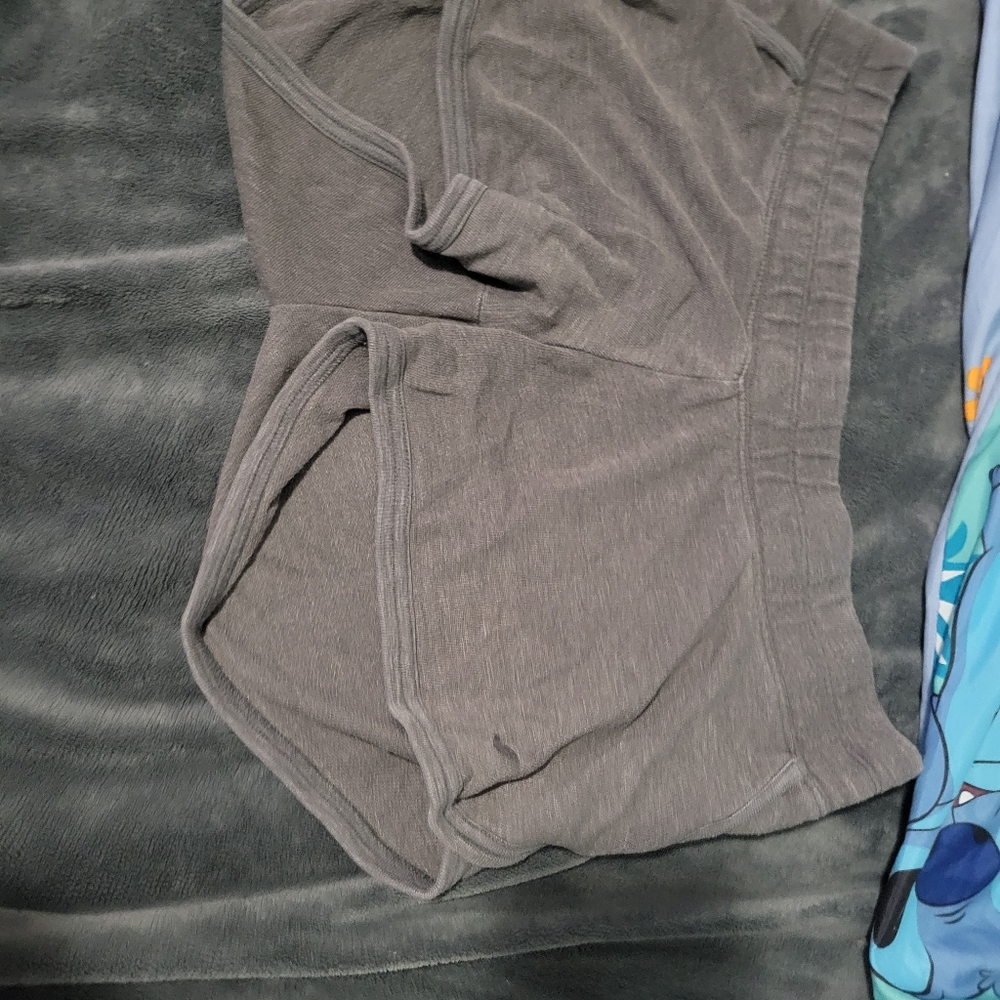 Maternity shorts